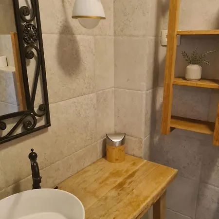 Makar - Sea & Mountain Private Escape With Pool Makarska
