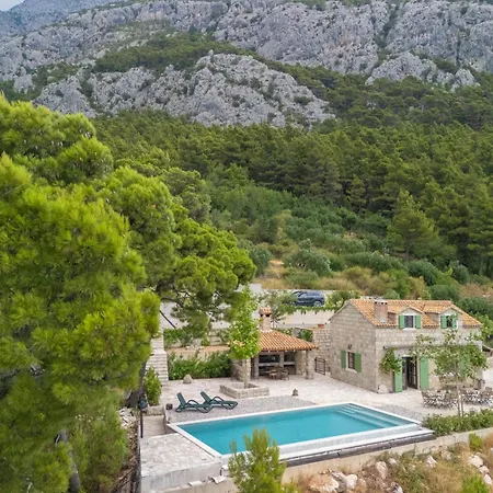 Makar - Sea & Mountain Private Escape With Pool Makarska