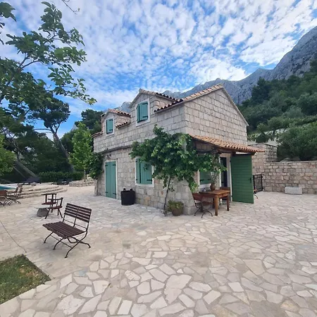 Makar - Sea & Mountain Private Escape With Pool Makarska